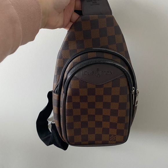 Brown satchel cross body - Picture 1 of 3